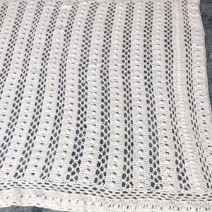 🕊Dainty in White Afghan w/Border Hand Crocheted in White